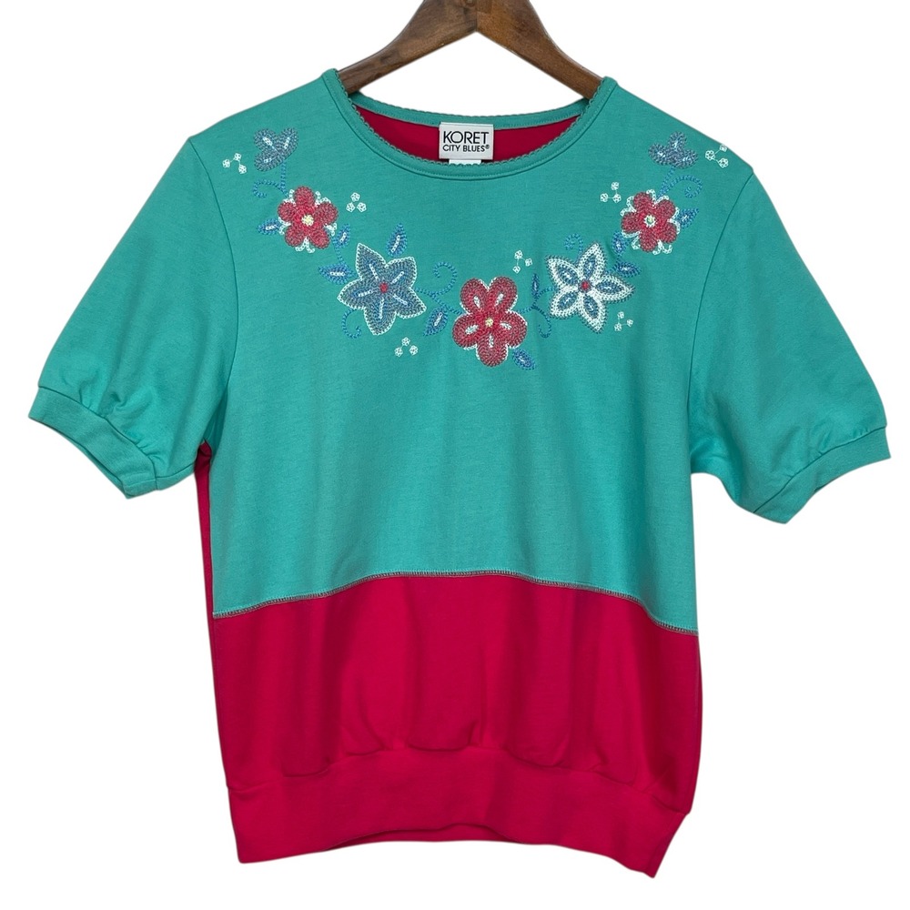 Koret City Blues Floral Embroidered‎ Top Short Sleeve Crew Neck Small